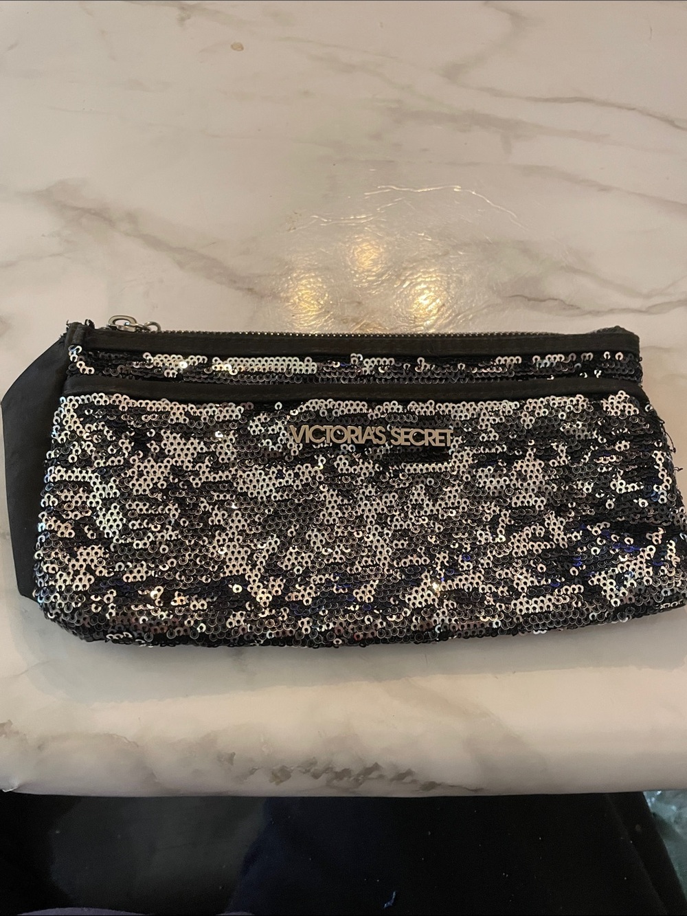 VS  sequin bag